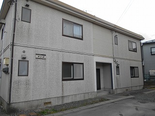 八戸市湊町字穴畑17-1